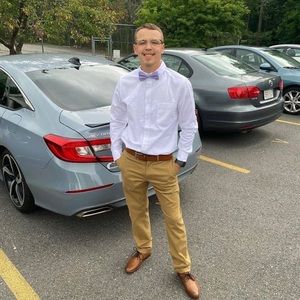 Meet your Posher, Sebastian